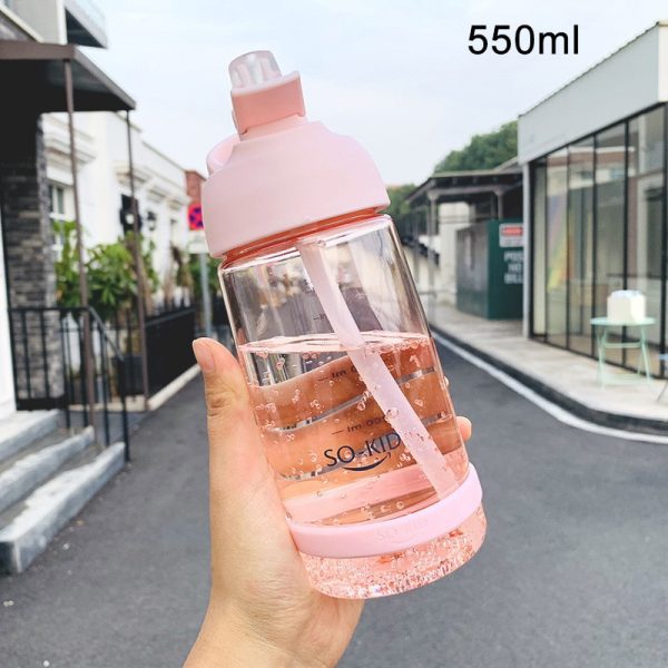 Botellas con paja de agua para deportes de gran capacidad de 550ml botella de plástico para viajes al aire libre botella de escuela para niños y estudiantes